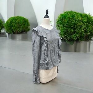 Romeo + Juliet Ruffle Front Blouse Large
